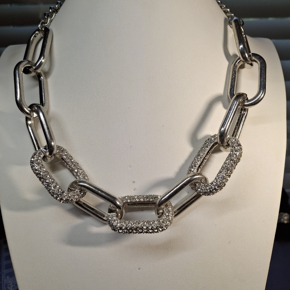 3 for $9 fashion jewelry - Picture 1 of 1